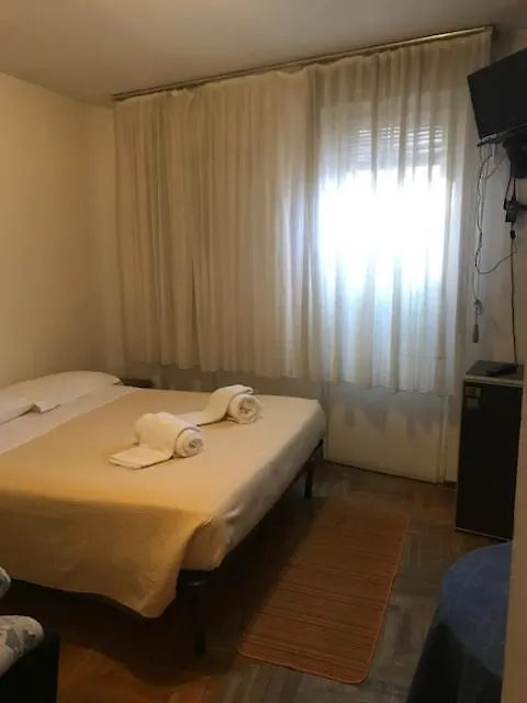 Hotel Carillon Lavena Ponte Tresa